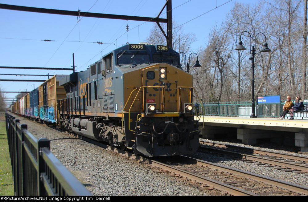 CSX 3006 leads M404